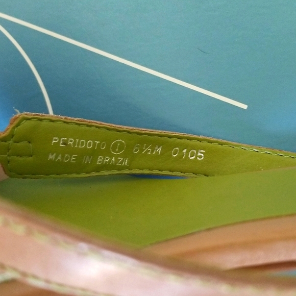 Nine West kitten heel slip on sandals size 6.5 - Picture 4 of 9